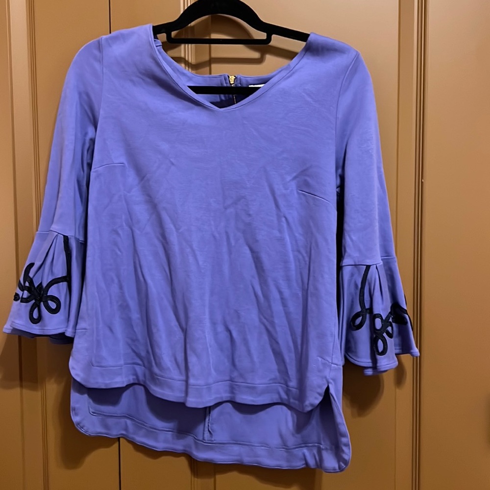 Crown and Ivy Bell Sleeve Top